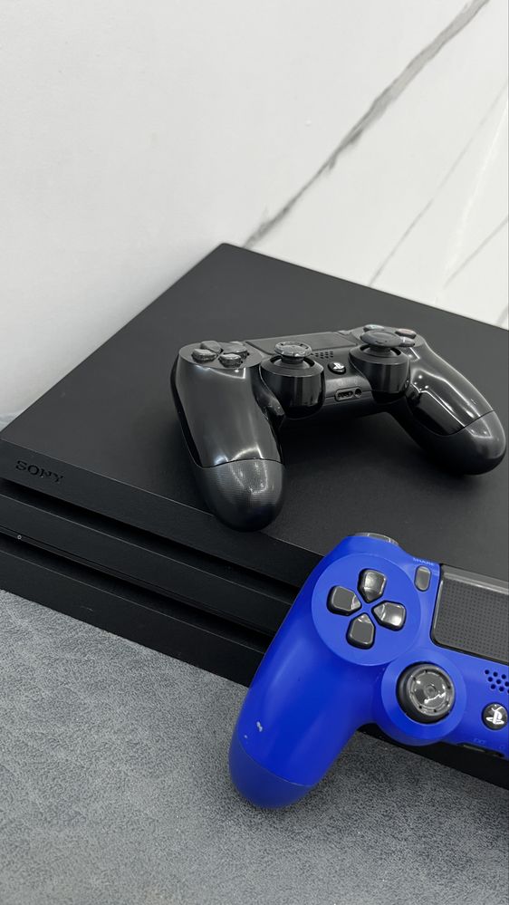 Play Station 4pro 1tb