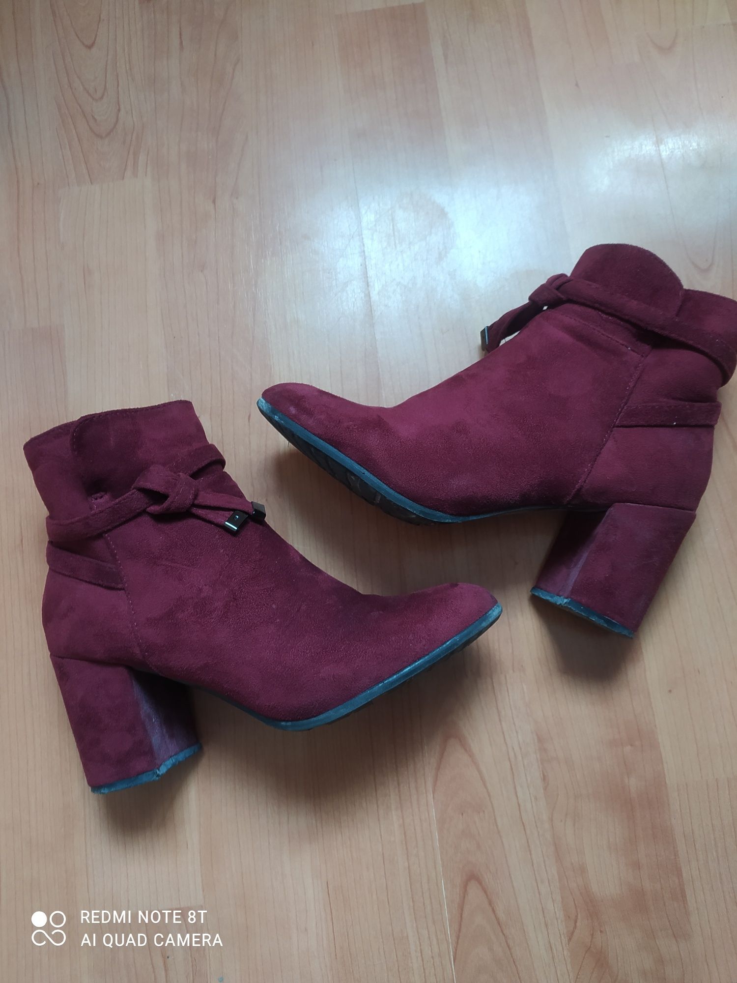 Италиански обувки на ток, бордо