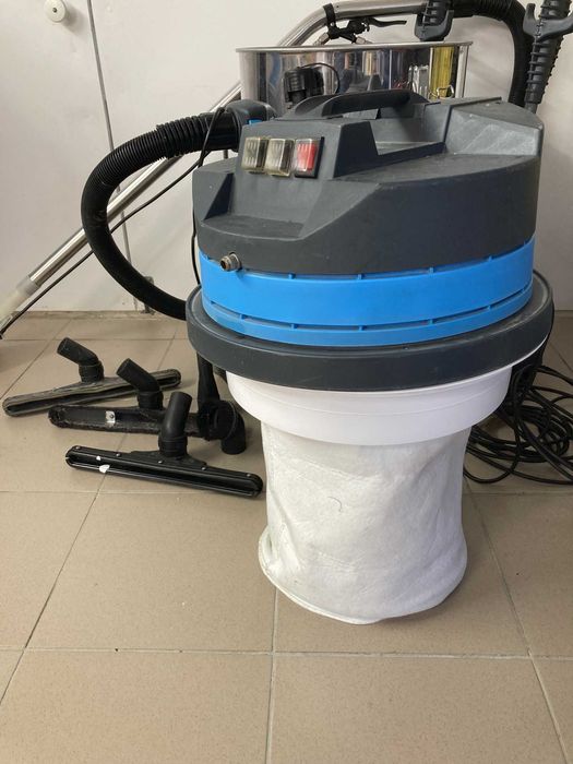 Vand aspiratoare profesionale Nilfisk, Sprintus, Tennant, Promax