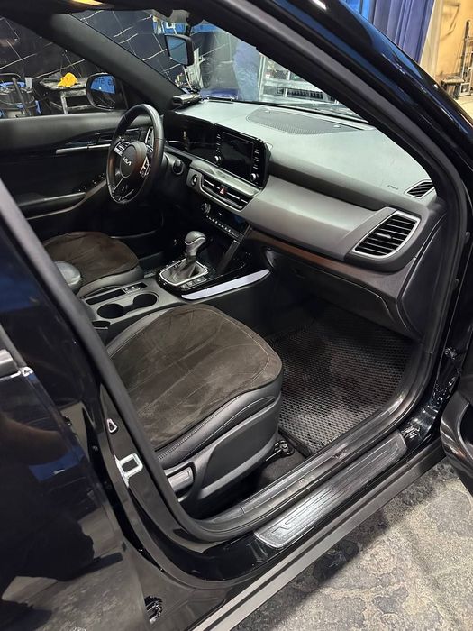 Srochno KIA Seltos 2-pozitsiya sotiladi.xolati ideal