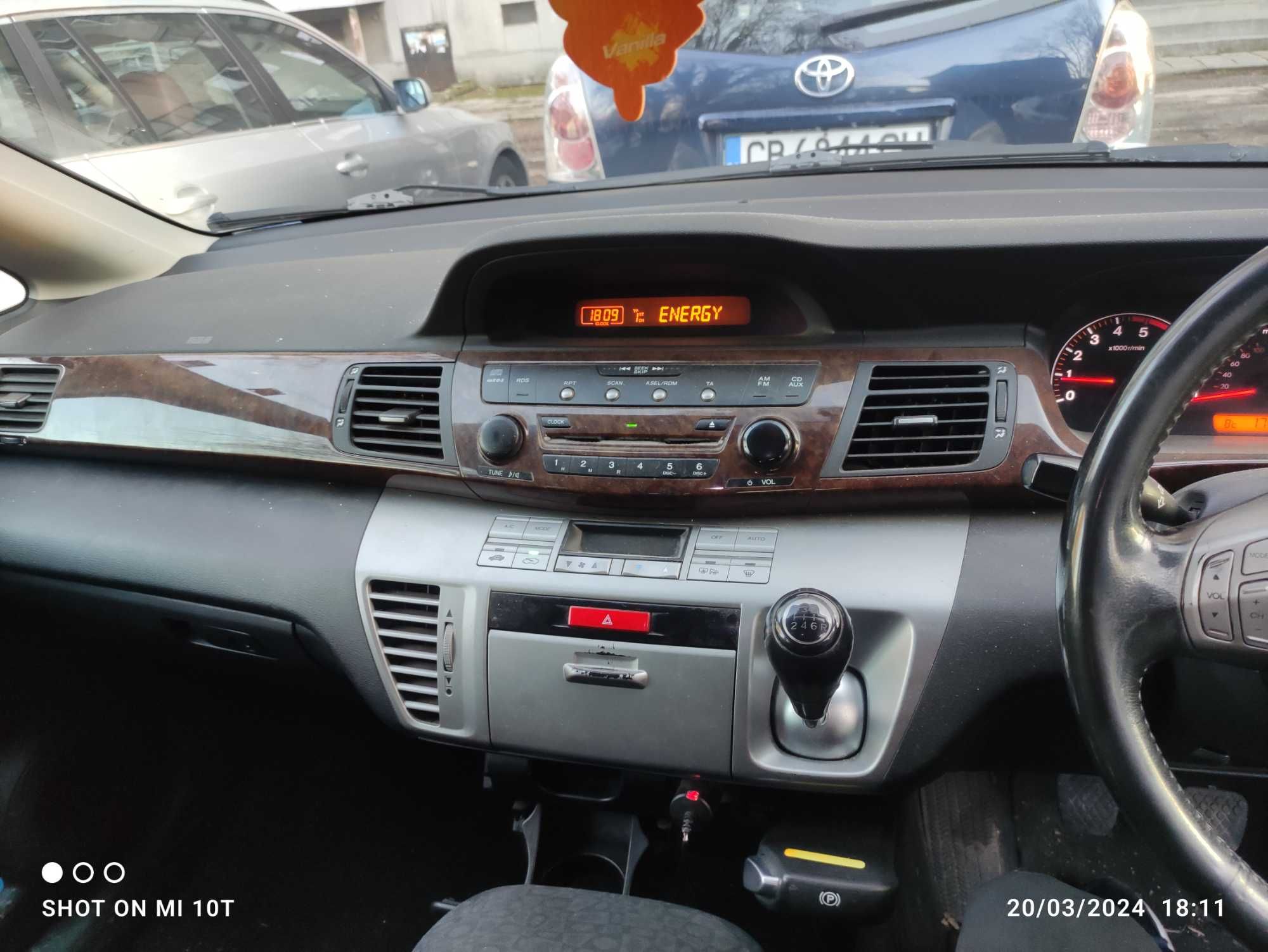 Honda FRV 2.2 140 на части