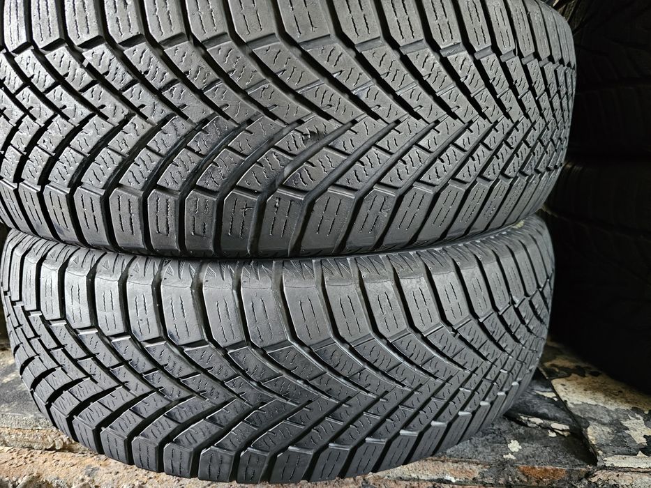 215 65 R 16 yokohama iarna