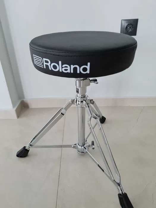 Roland TD-1KPX2 Black + педал + стол