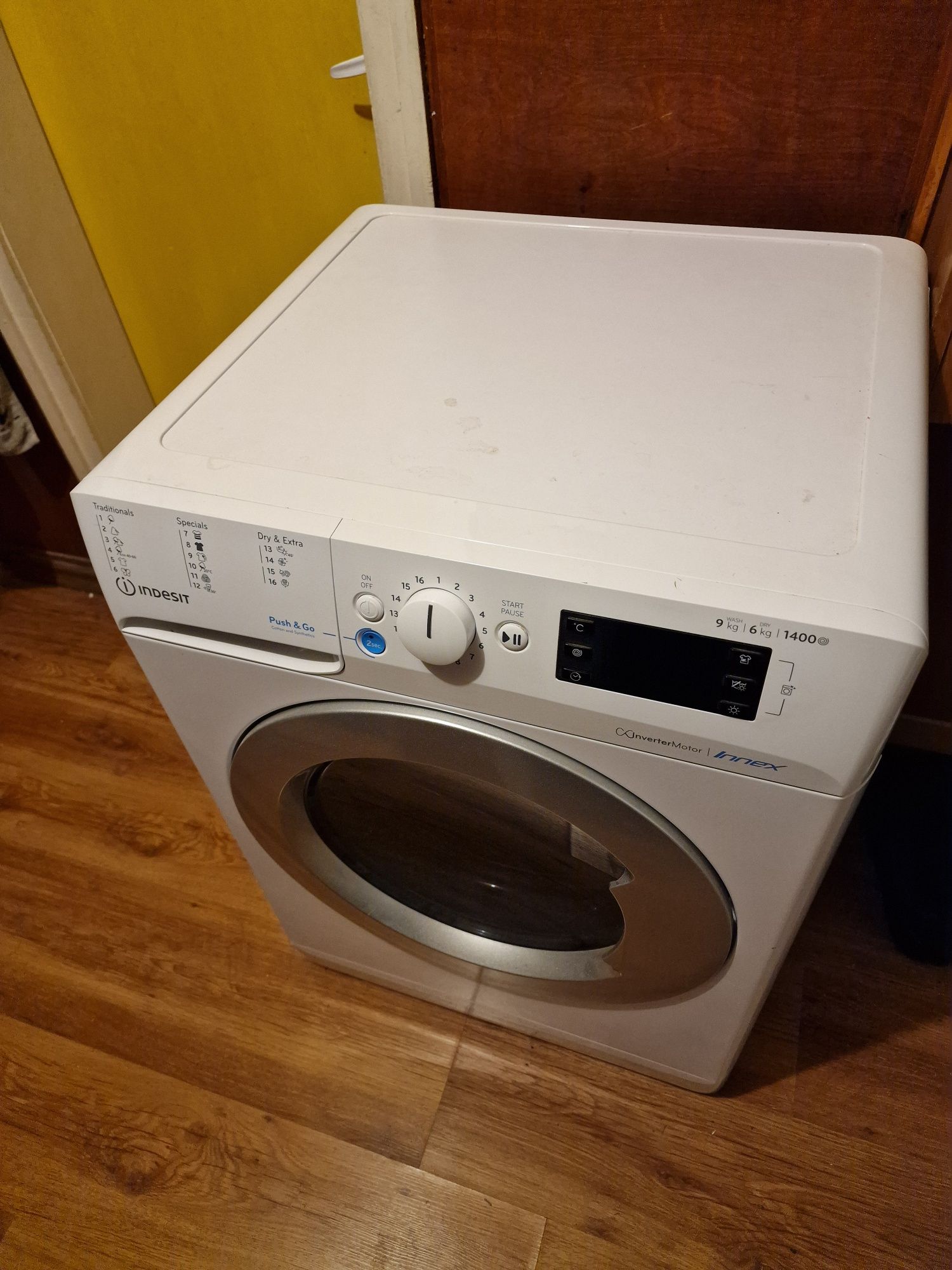 Пералня със сушилня Indesit BDE 961483X WS EU N