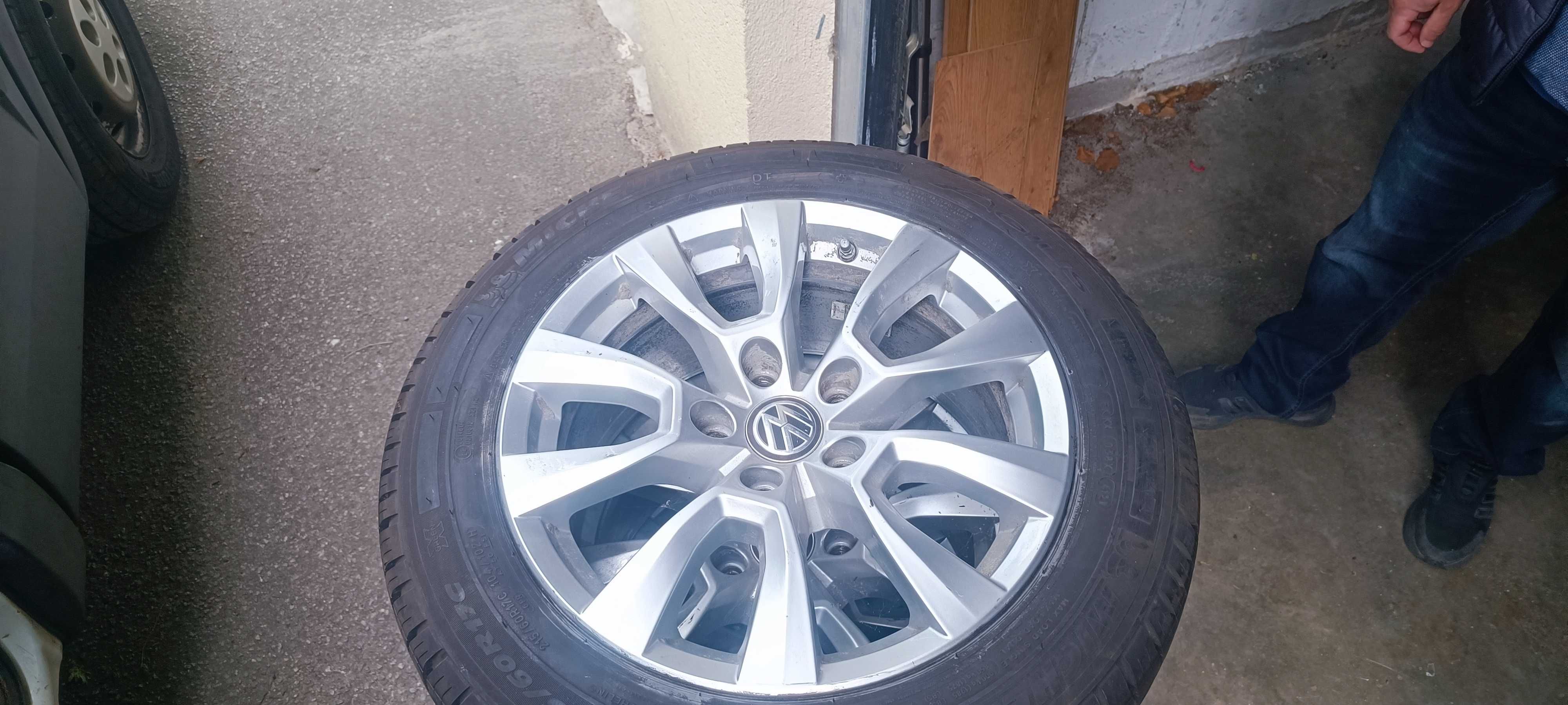 Ляти джанти с гуми 215/60 R17C Мишелин