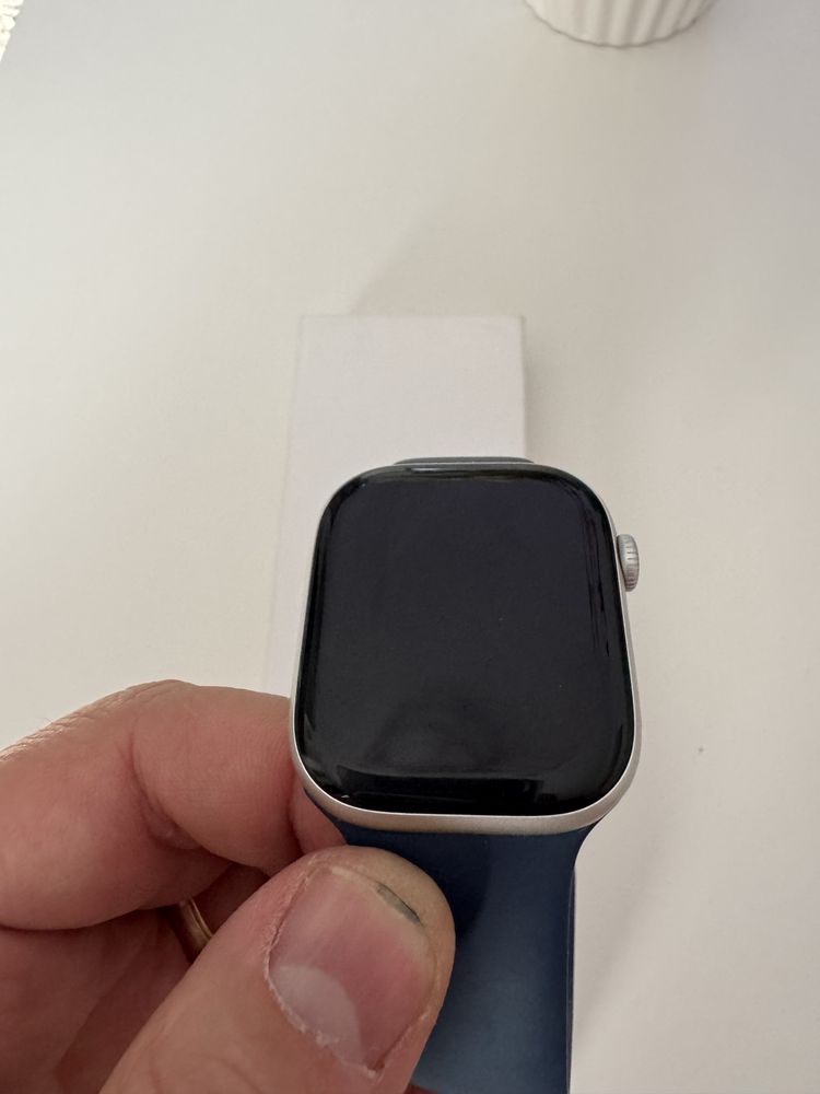 Apple Watch 10 , 46 mm, varianta LTE / GSM