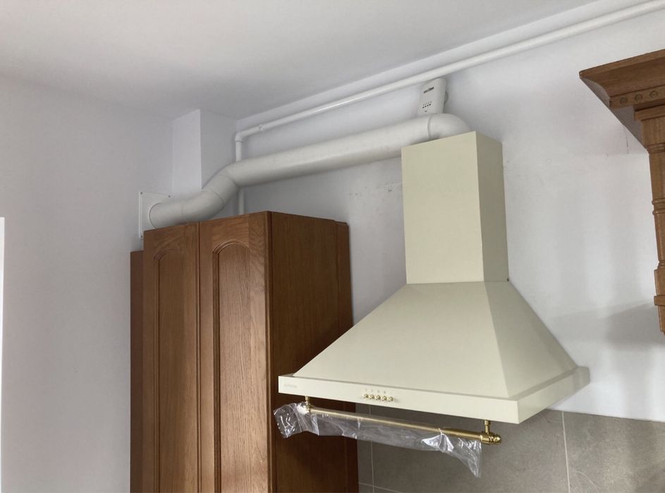 Instalare oglinda baie. Montaj corpuri iluminat. Montaj paravan cada