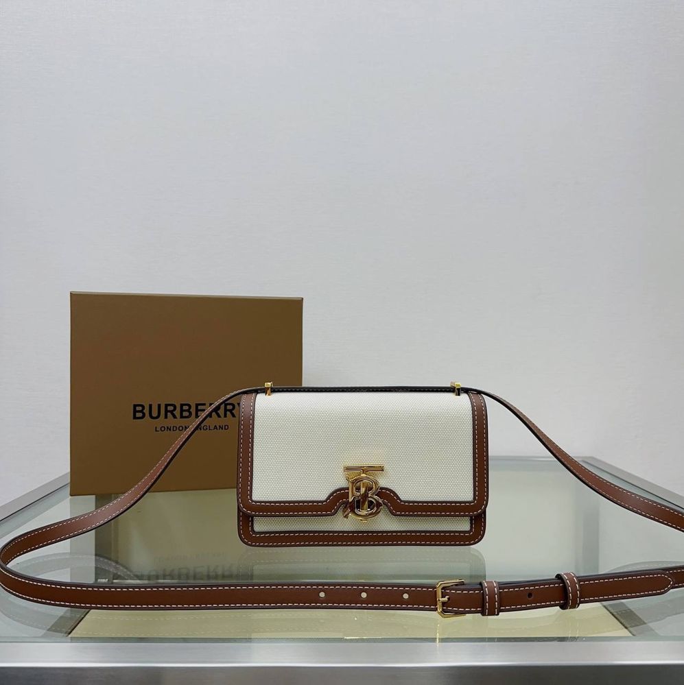 Geanta Burberry