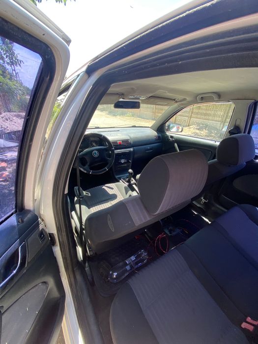 Vand sau Schimb Skoda octavia1