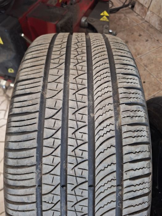 Гуми Pireli 255/45/19