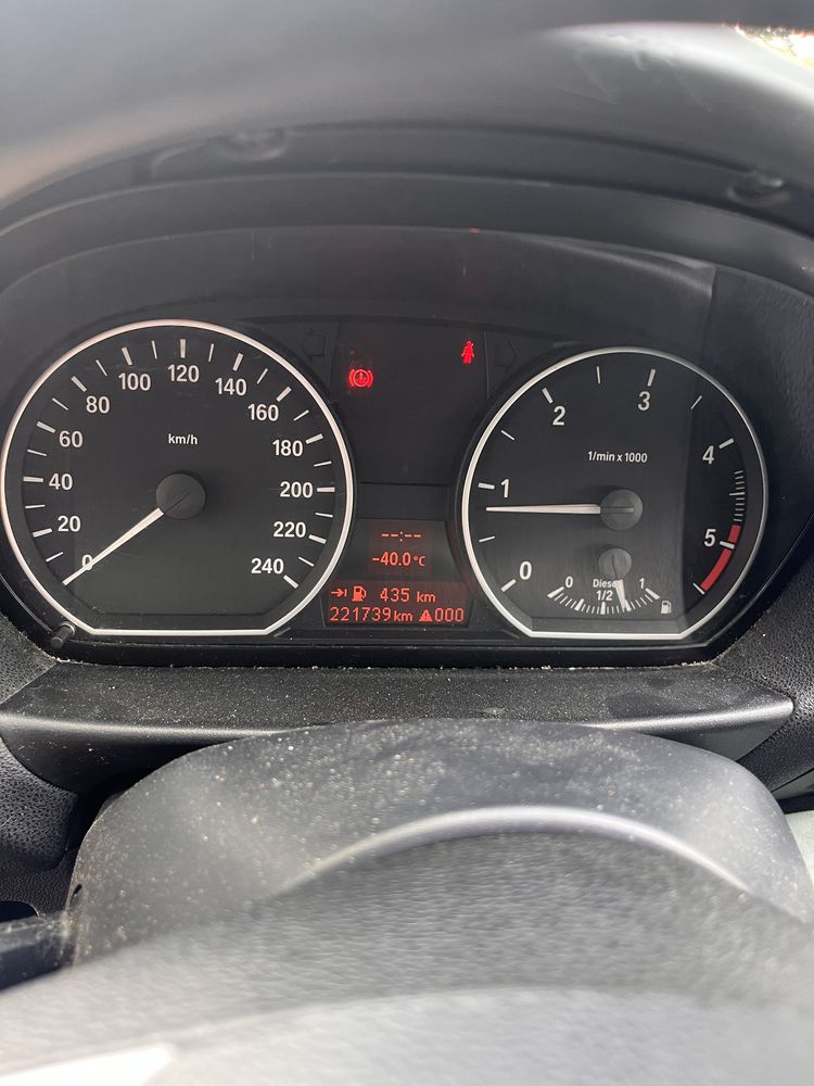 BMW 118d 122 кс М47 на части