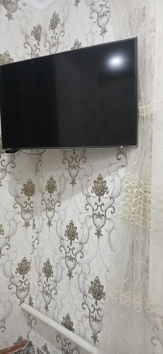 Продам телевизор Артел 42 дюймов.