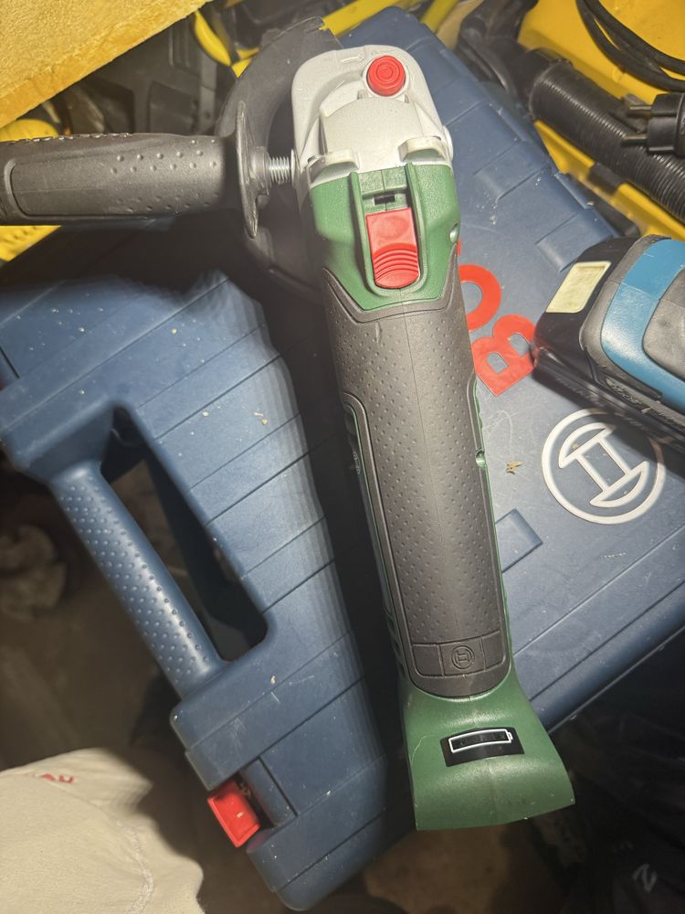 Flex Bosch pe baterie