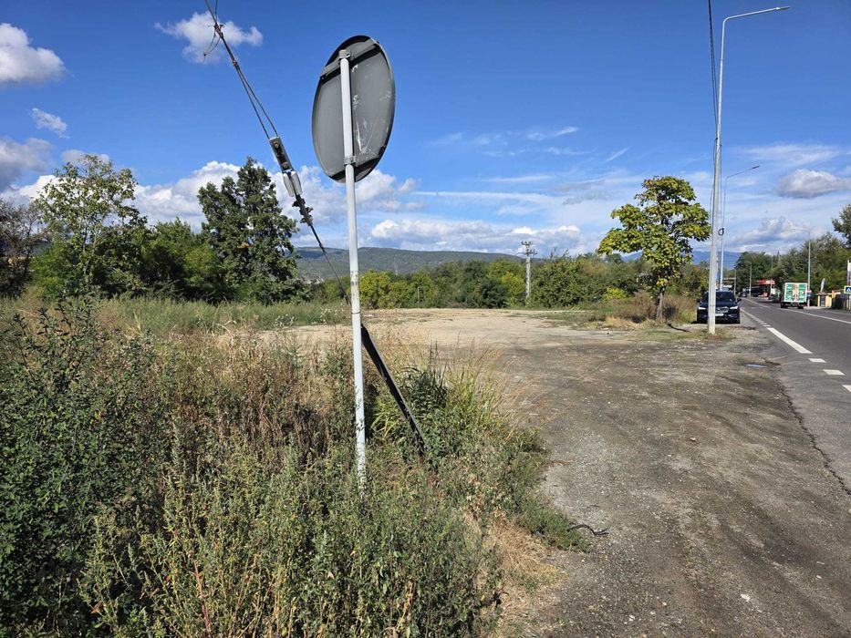 De vânzare – Teren intravilan 3.211 mp, poziție premium