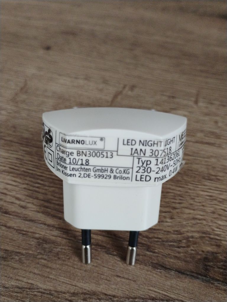 Lampa de veghe Led Integral cu senzor de lumina, 0.6W, 20187