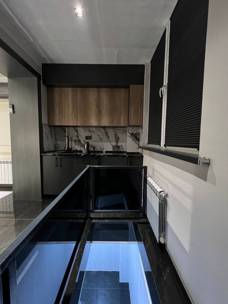 Ц13 Labzak Коммерческое помещение, 110м2. Евроремонт. Первая линия