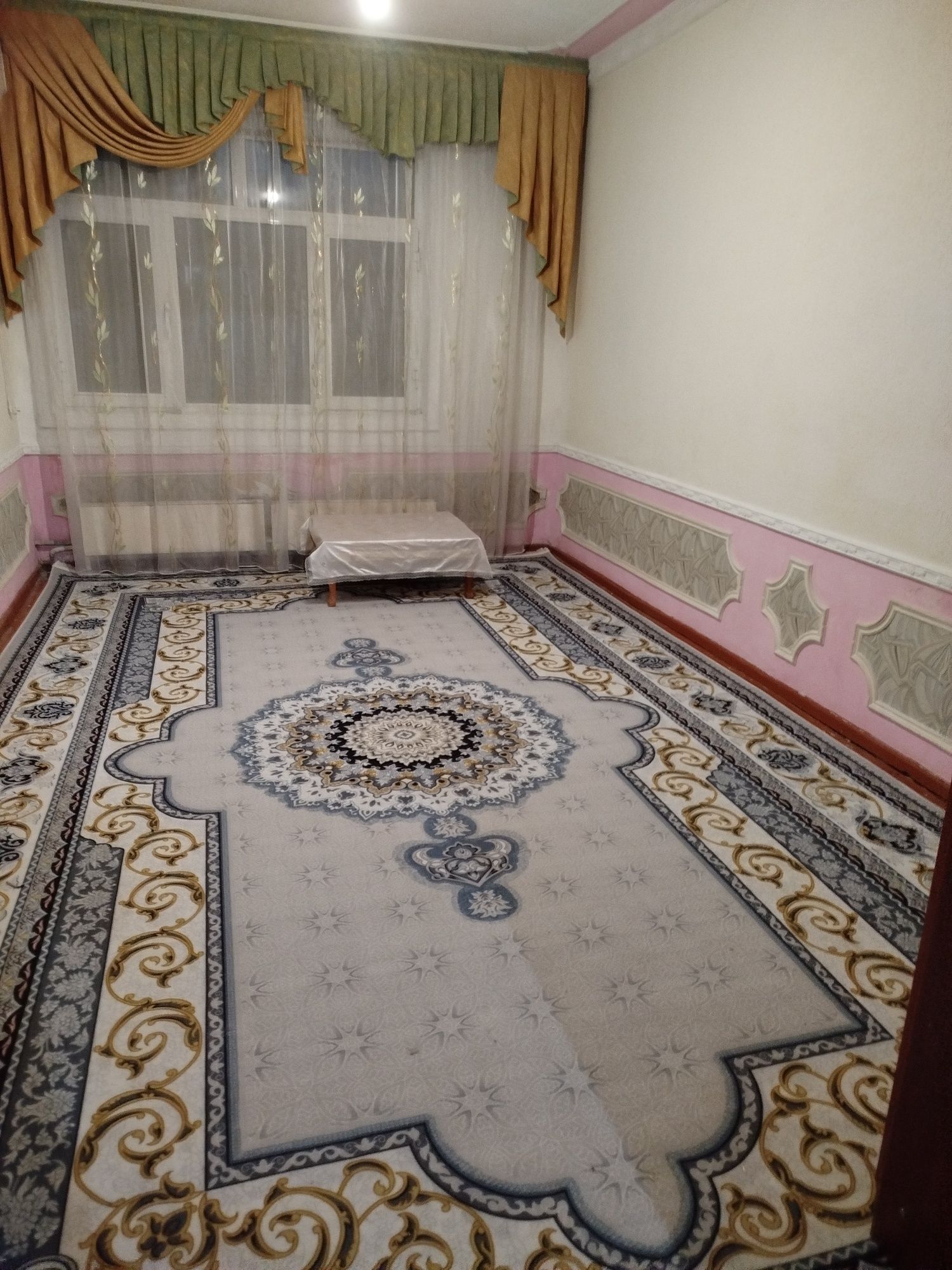 ТТЗ-2 икки хонали,  уч хона килинган квартирамизни ижарага бераман