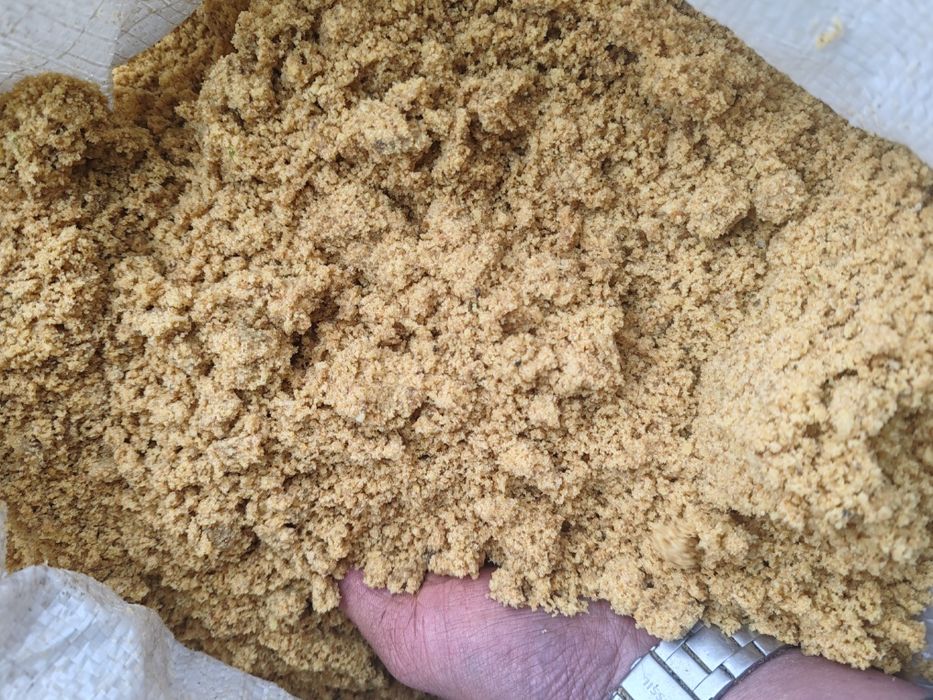 Vand faina de chipsuri