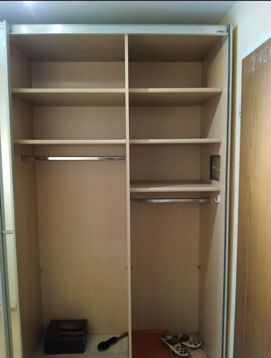 Dressing/Dulap 253/220/66 cm 3 usi culisante oglinda