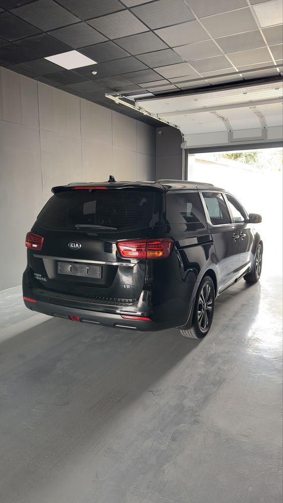 Kia Carnival 3.5 2020