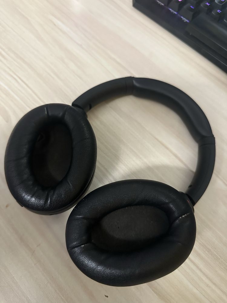 Слушалки Sony WH-1000XM4