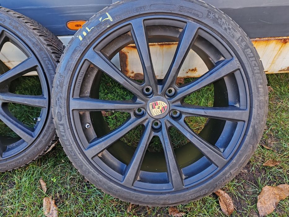 Порше 295/30/20 и 245/35/20