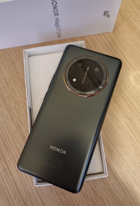 Vând sau schimb honor magic 7 lite