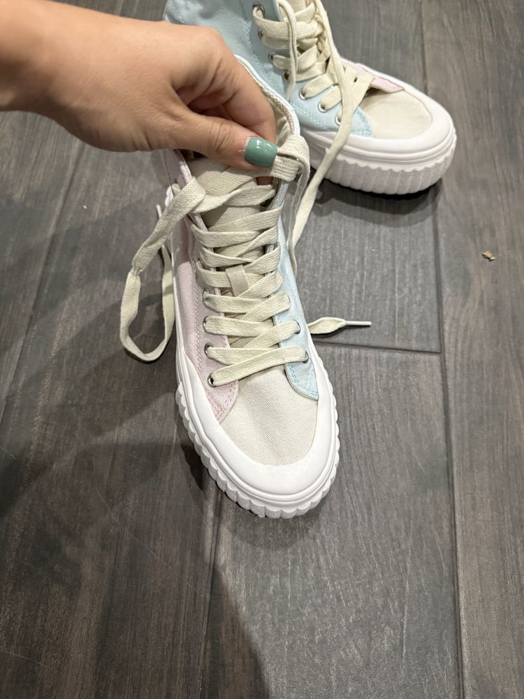 Дамски кецове Primark