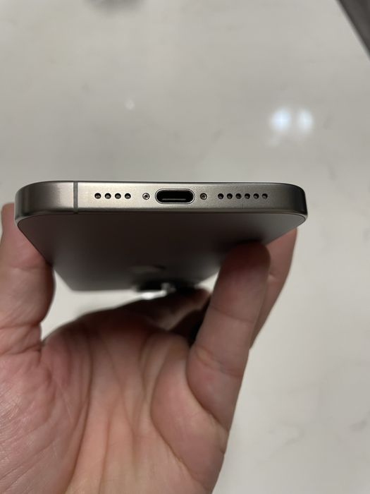 Iphone 15 Pro Max 512 gb ingrijit