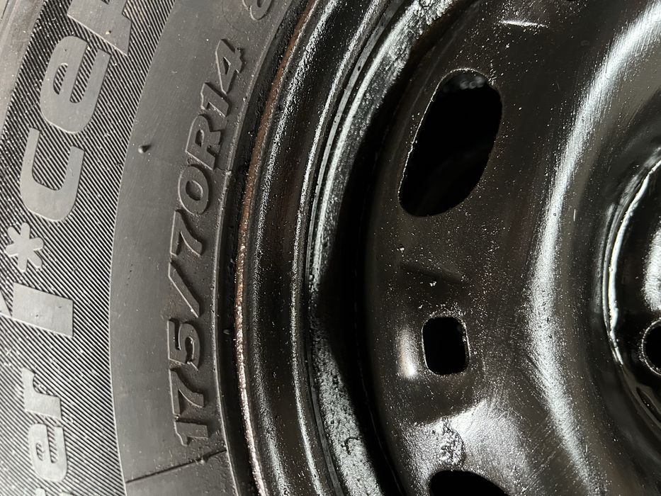 Vand cauciucuricu jante hankook de iarna 175/70/14