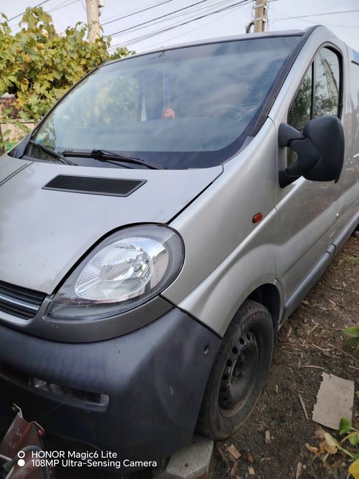 Autoutilitara Opel vivaro