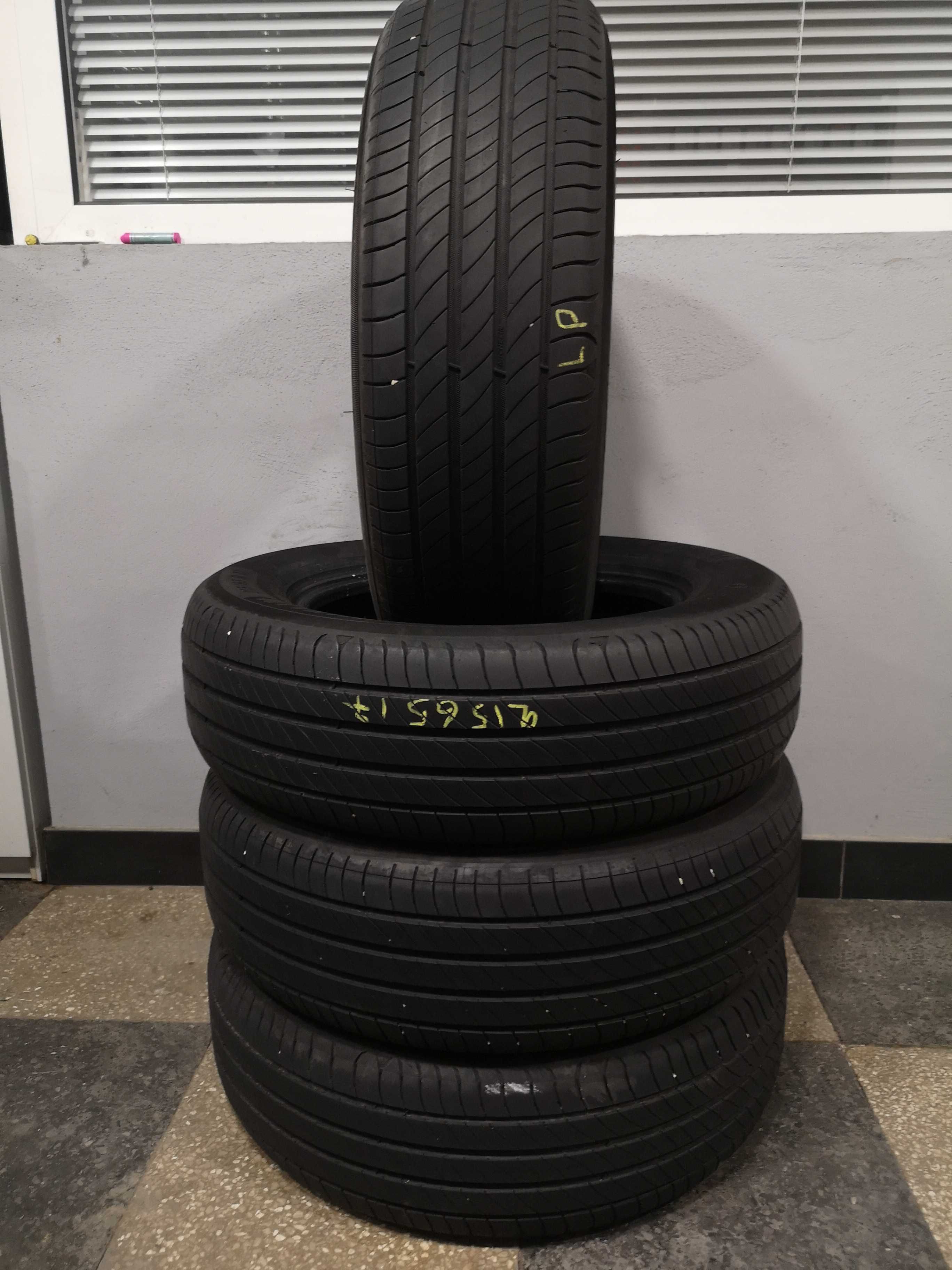 4бр 215/65/17 MICHELIN 6,5мм грайфер дот:21г +++