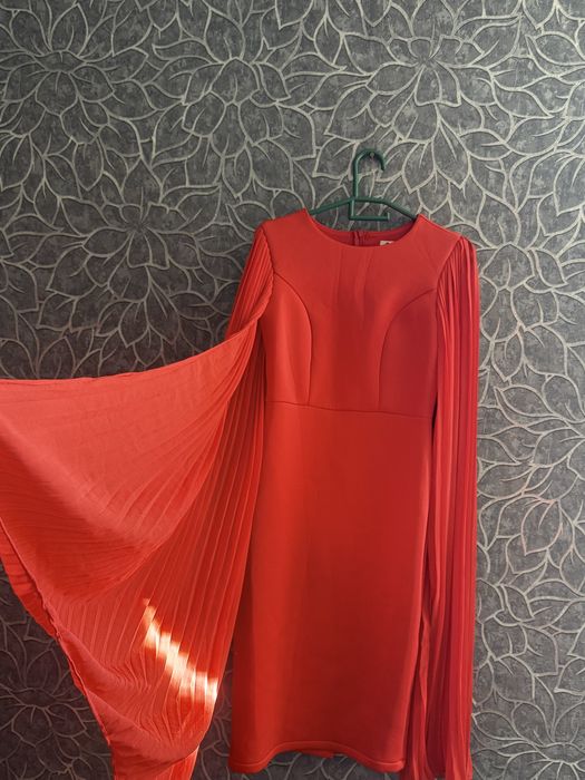 Көлек сатылады әдемі тұрады денеде