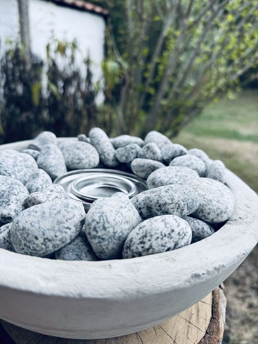 Авторска огнена купа от цимент – артистичен подарък и декорация