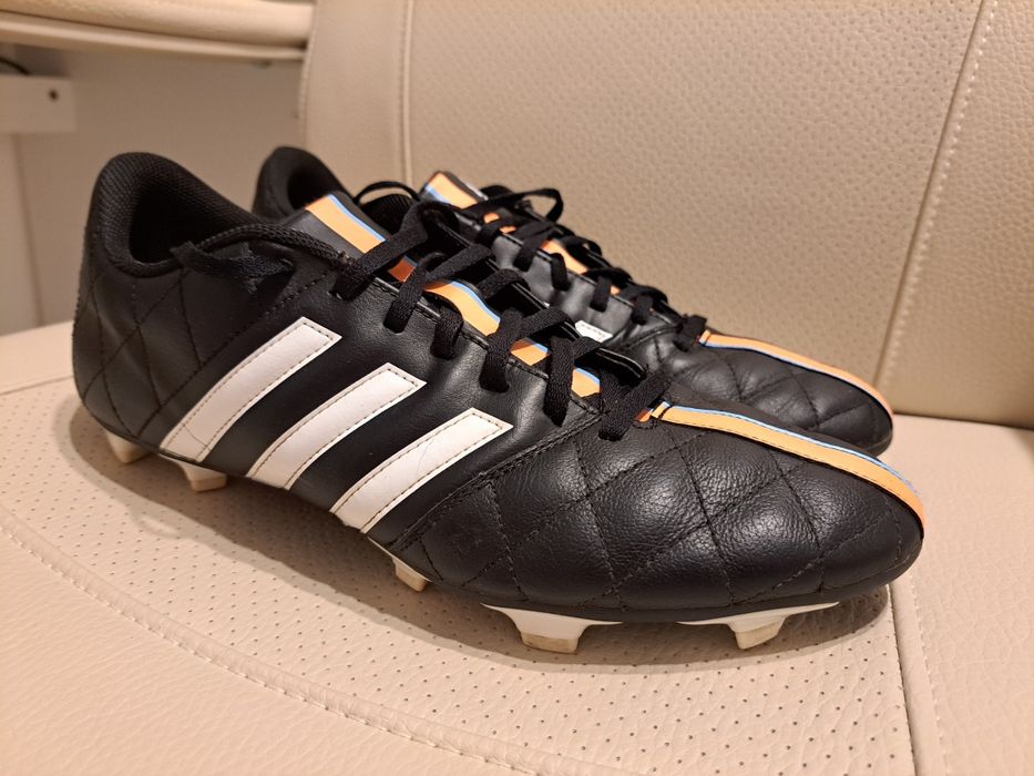 Ghete Fotbla Adidas 11Questra FG