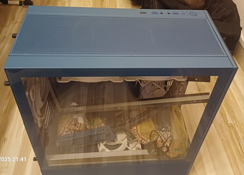 Carcasa pc Montech Sky 2 + Sursa+ AIO + periferice