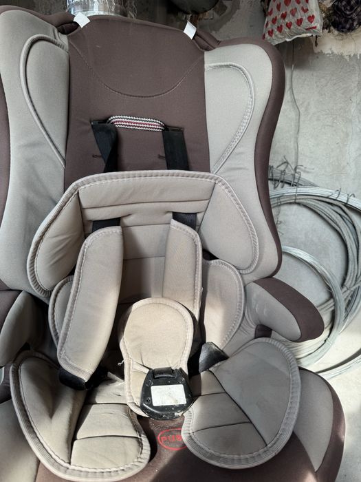Автокресло в хорошем состоянии