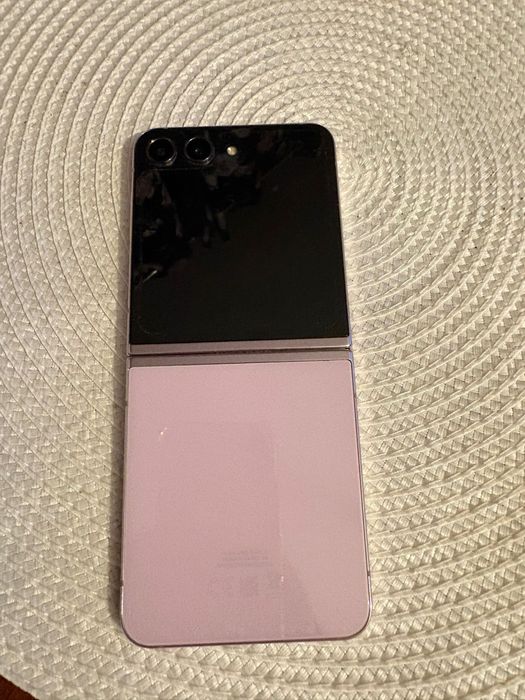 Samsung Flip 5 Lavender