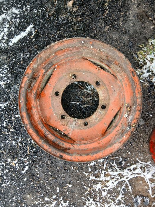 Диски задние на комбайн Енисей нива