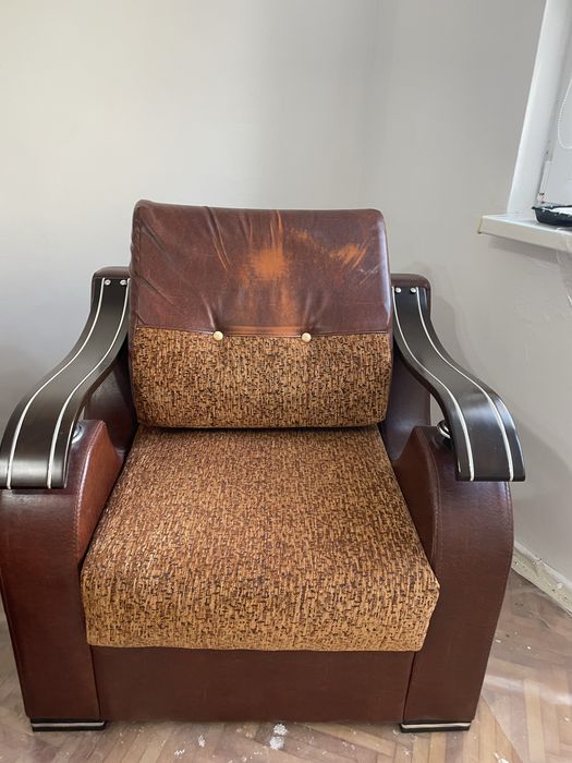 Canapea extensibila cu 2 fotolii