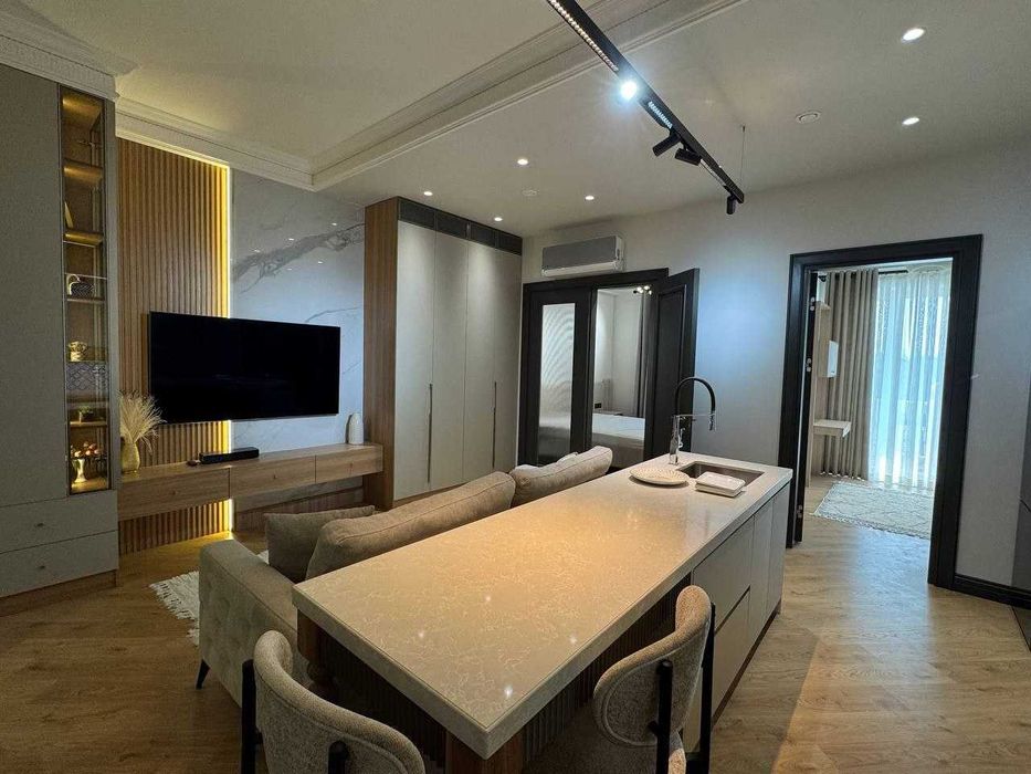 Срочно продаю 3/7/10 кв! М.Улугбек/Дархан/Новомосковская/Аккурганская.