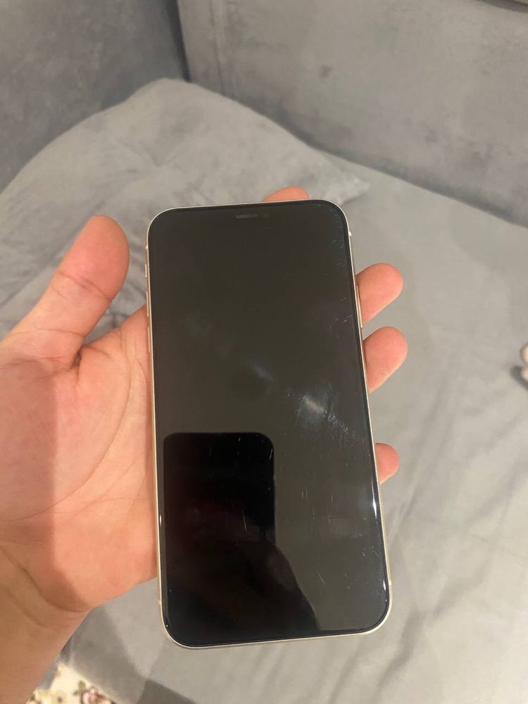 Продам Iphone 11 64gb