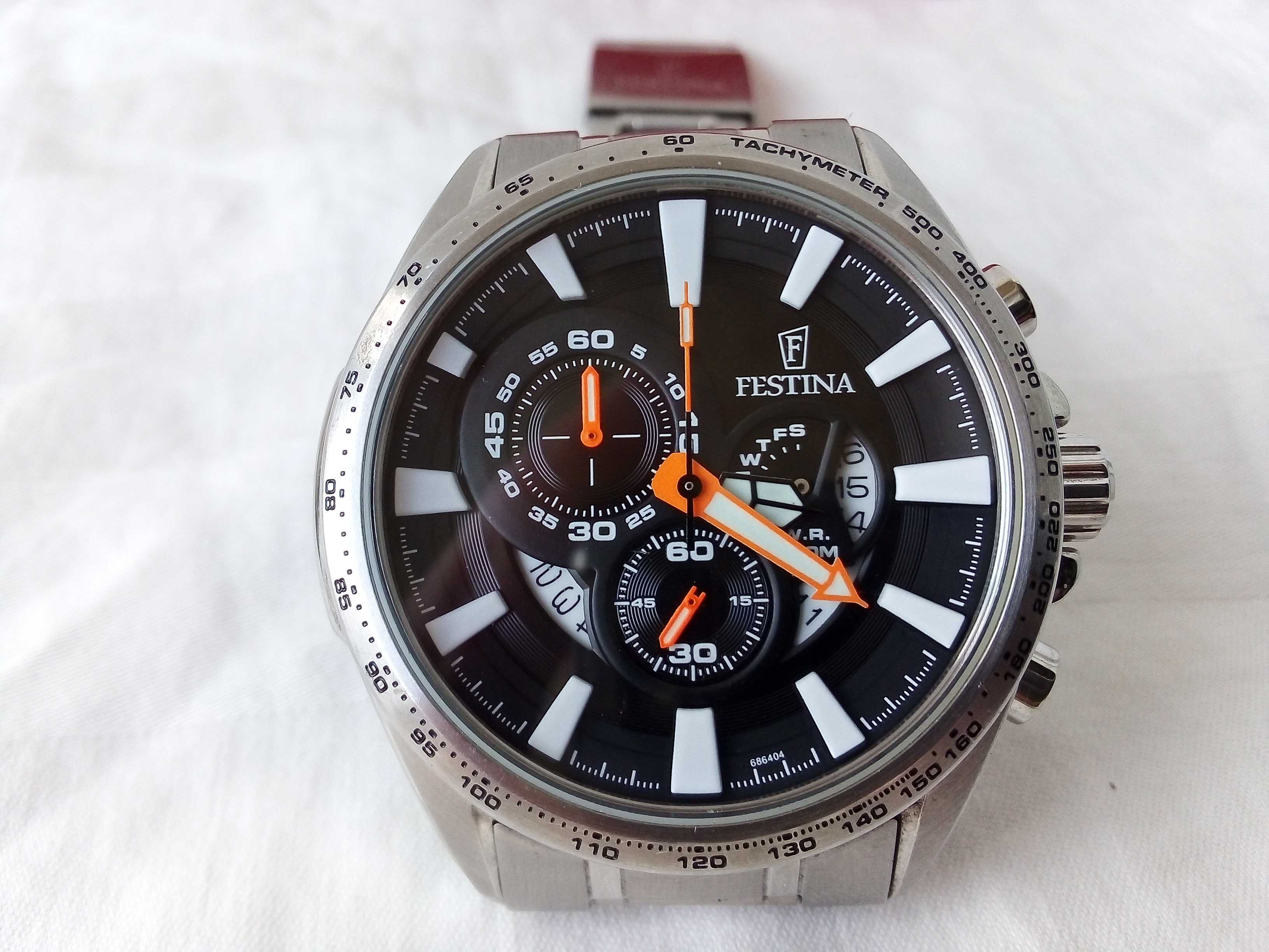 Часовник Festina Chronograph