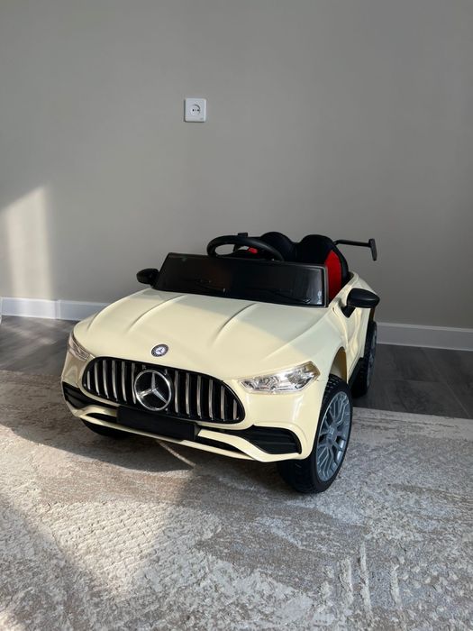 Продам детскую машину