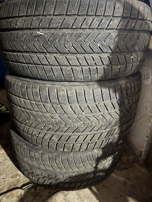 Set 3 anvelope iarna bmw x6 x5 315/30/22 cu 275/35/22
