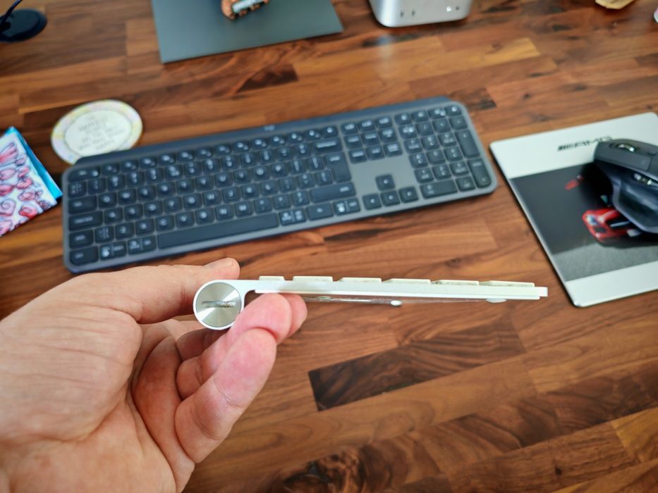 Apple keyboard mini bluetooth