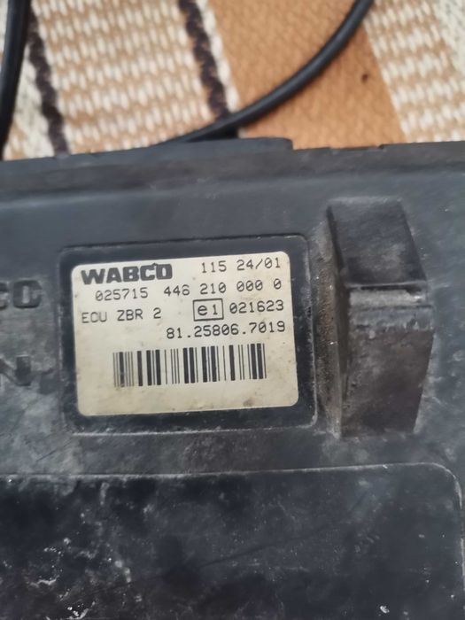 Vând calculator ecu  zbr man tga