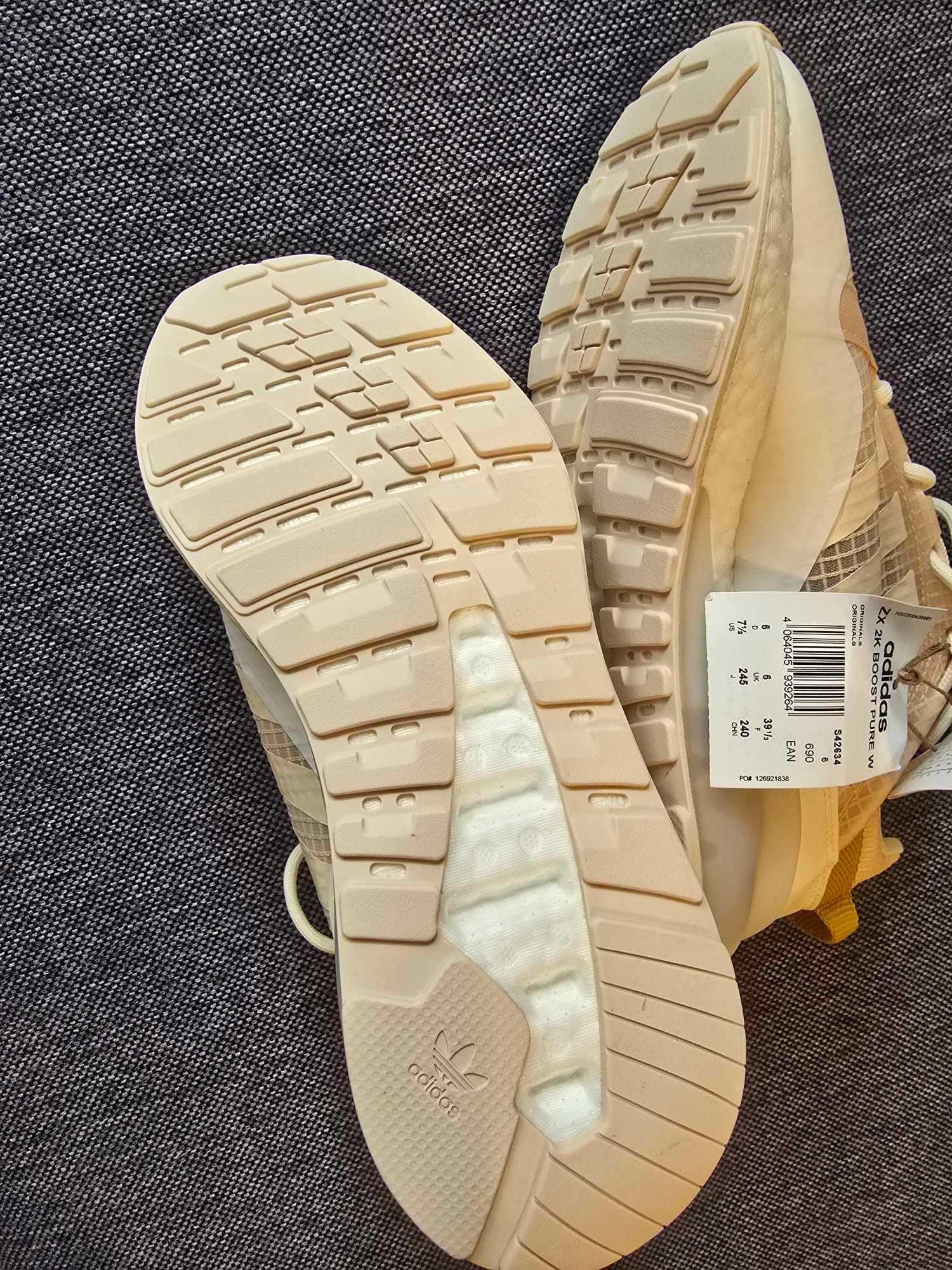 Нови дамски adidas ZX 2K Boost Pure, р-р 39 1/3