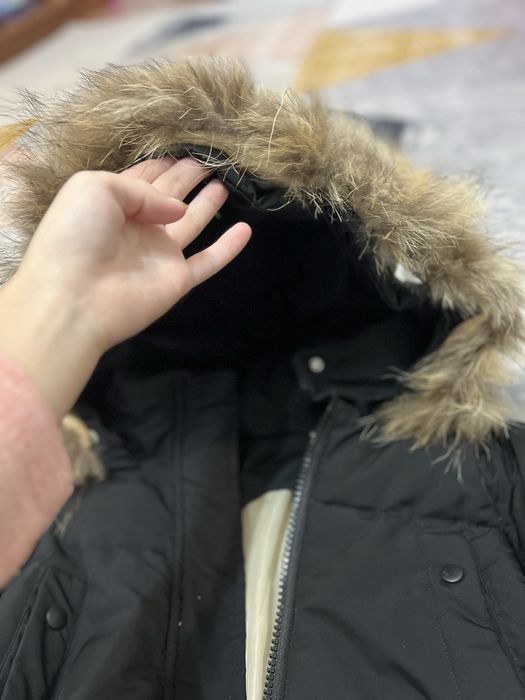 Куртки женские и безруквка