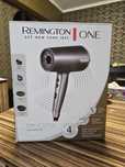 Uscator par feon Remington ONE D6077 2000w